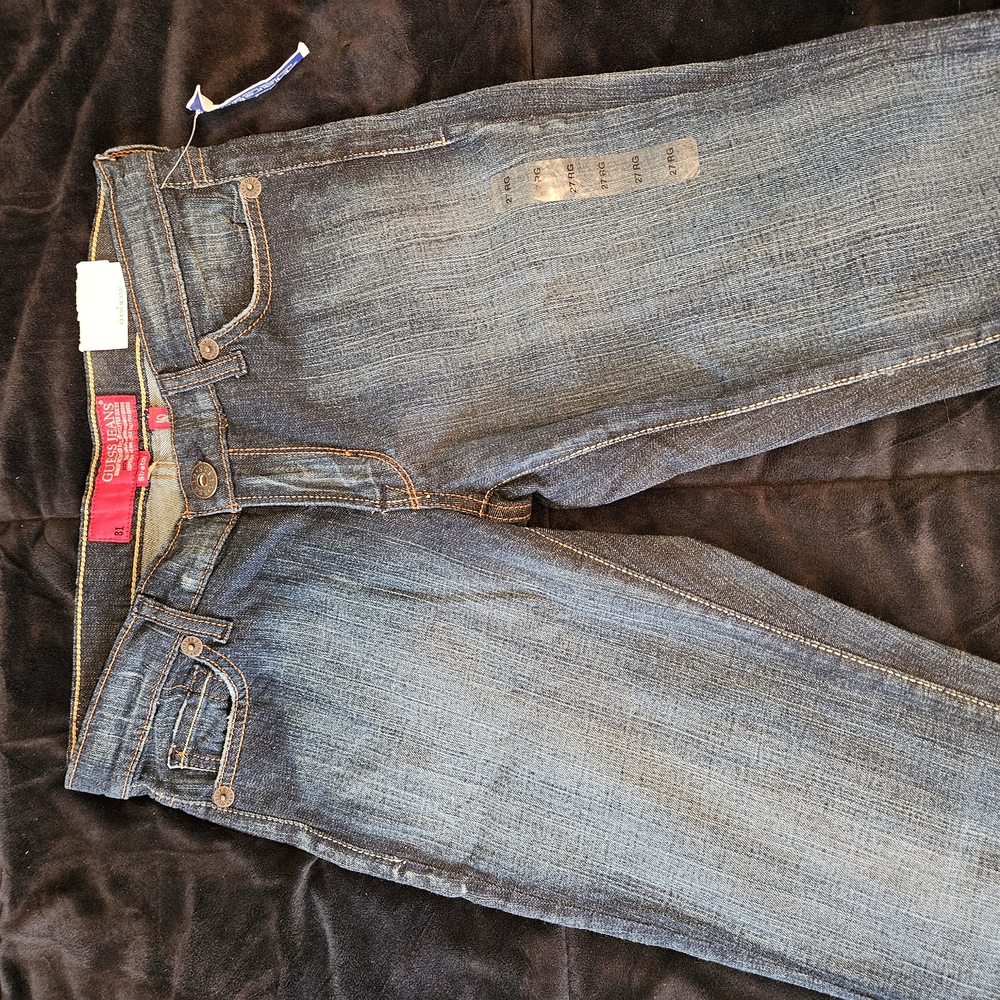 Guess NWT Women's Jeans Size 27 Reg